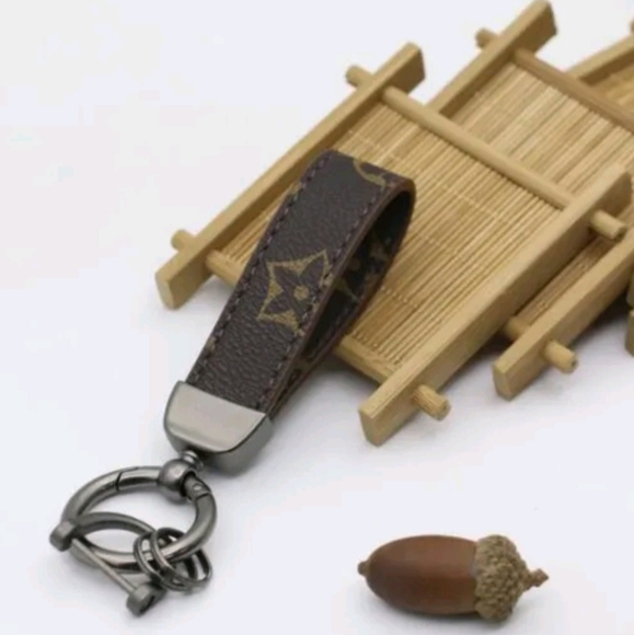 PU Leather bag keychain, car keys holder, keyring - Picture 4 of 10